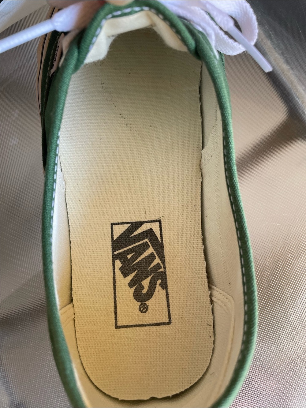 Vans Classic Low Top Sneakers Green and White - Picture 3 of 4